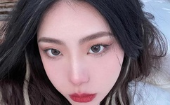 少妇的奶头又大又红又涨